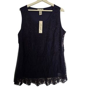 NWT Ultra Pink Navy Sleeveless Lace Top